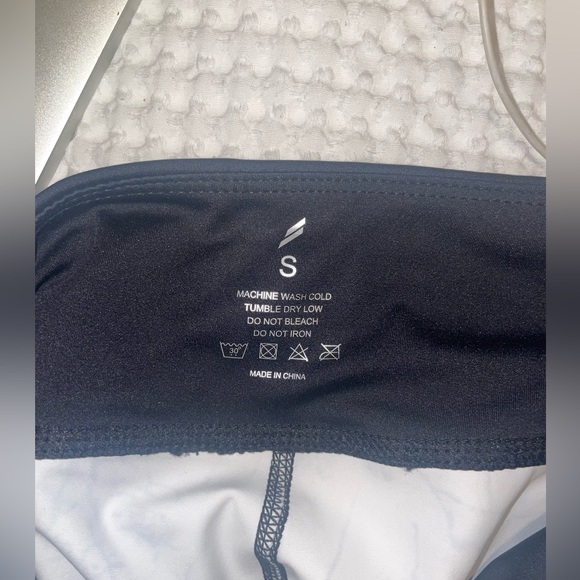 Workout leggings - Picture 2 of 2